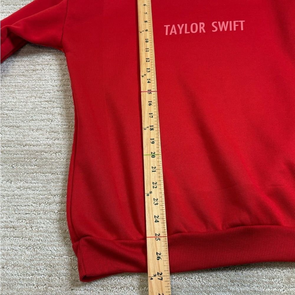 Taylor Swift The Eras Tour RED Taylor's Version Fleece Sweatshirt Size Large - Picture 7 of 9